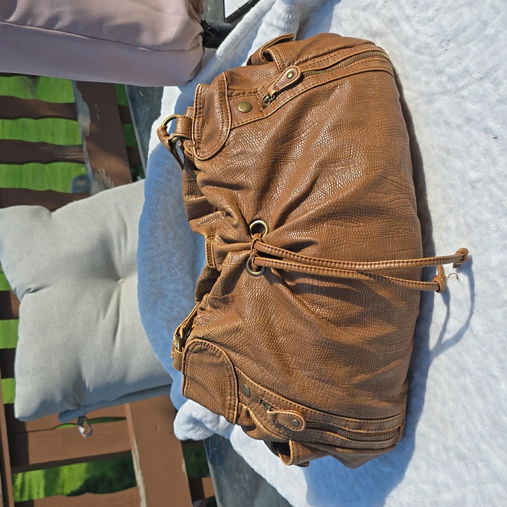 Bueno purse